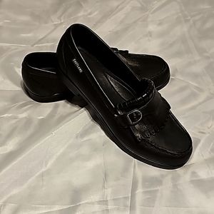 BNWOT Eastland Women's Black Loafers sz 9.5 M